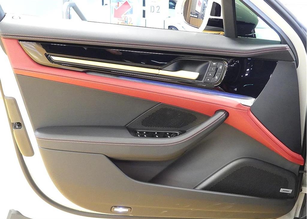 Porsche Panamera - Vista 11