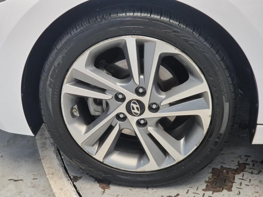 HYUNDAI Avante 2017 Blanco - Importación desde Corea - HF Imports Iquique - Foto 19