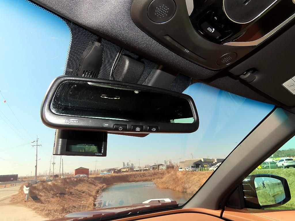 Ssangyong Torres - Vista 12