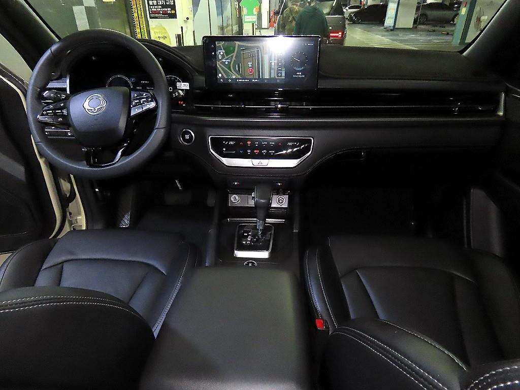 Ssangyong Rexton - Vista 10