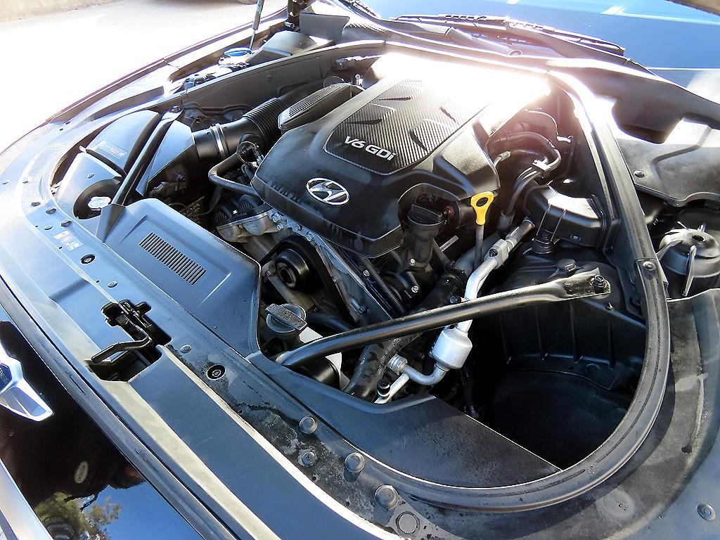 HYUNDAI Genesis 2014 Negro - Importación desde Corea - HF Imports Iquique - Foto 18