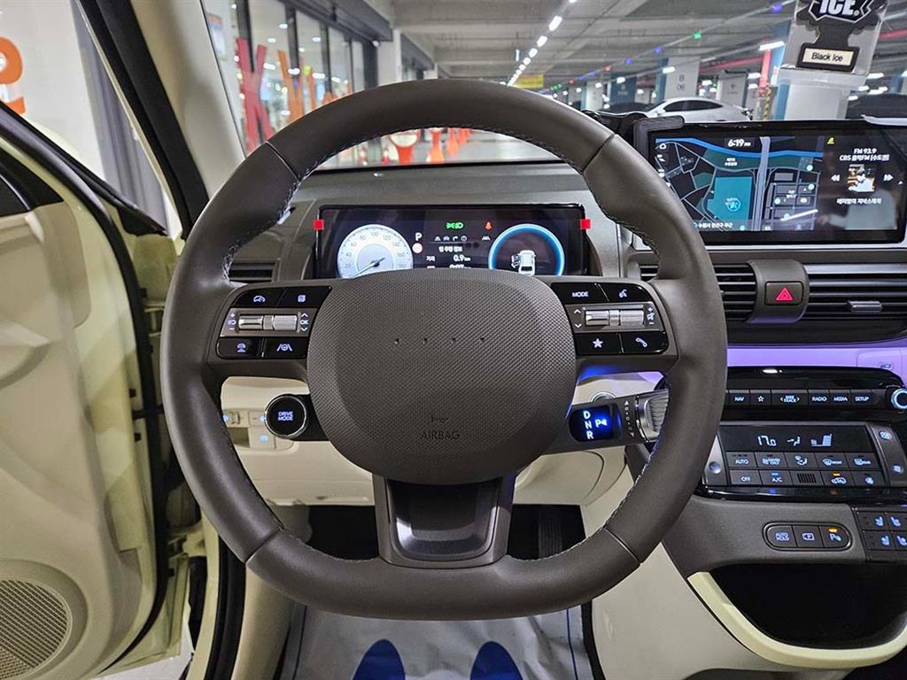 HYUNDAI Casper - Vista 8