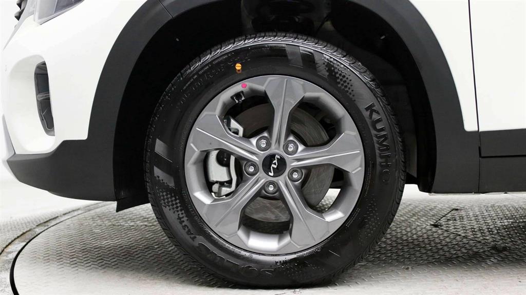 KIA Seltos - Vista 9