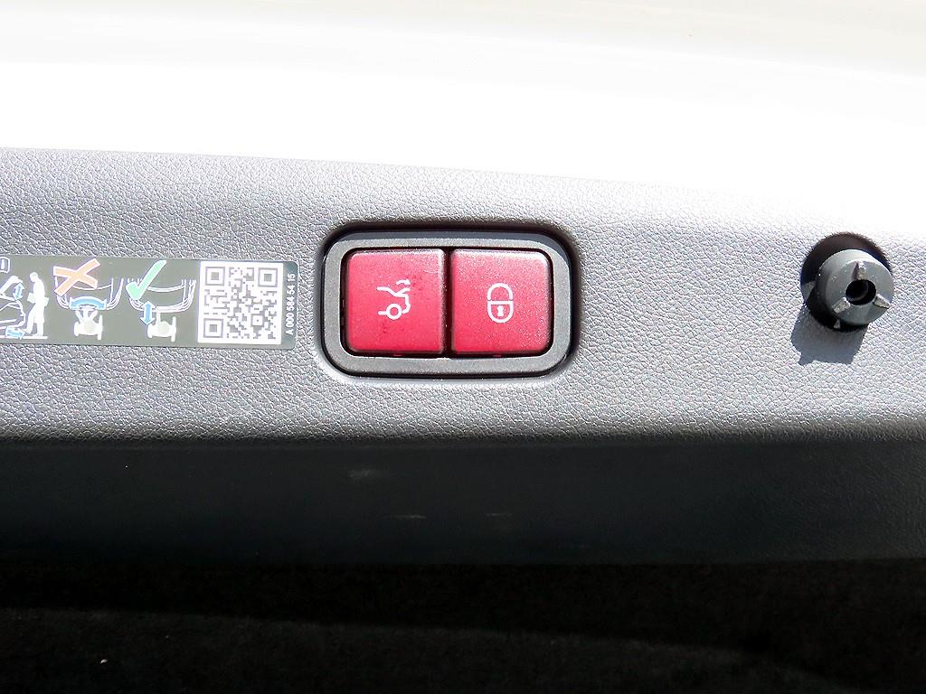 Mercedes Benz E class 2024 Blanco - Importación desde Corea - HF Imports Iquique - Foto 16