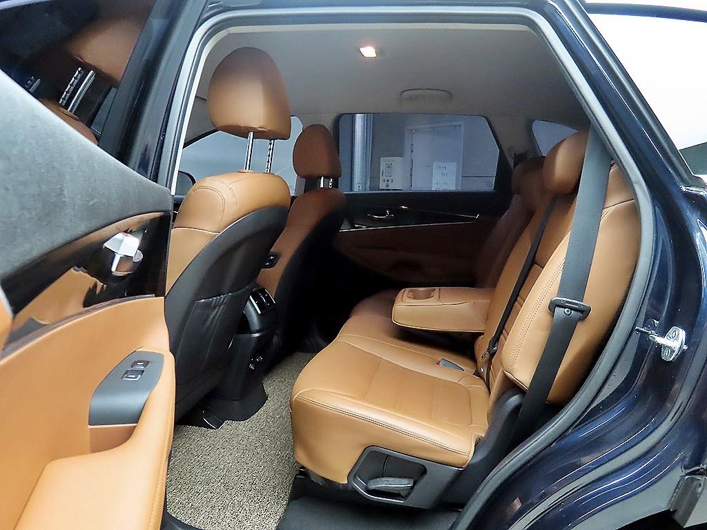 KIA Sorento - Vista 6