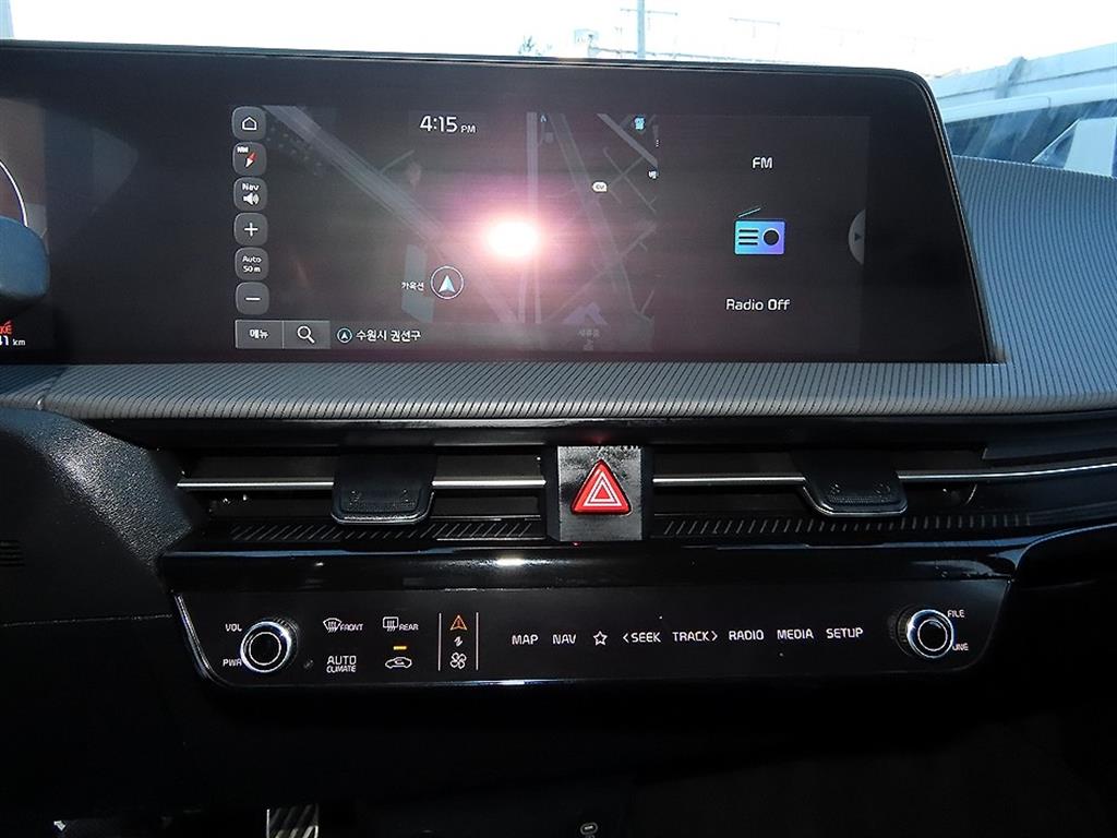 KIA EV6 2022 Negro - Importación desde Corea - HF Imports Iquique - Foto 13