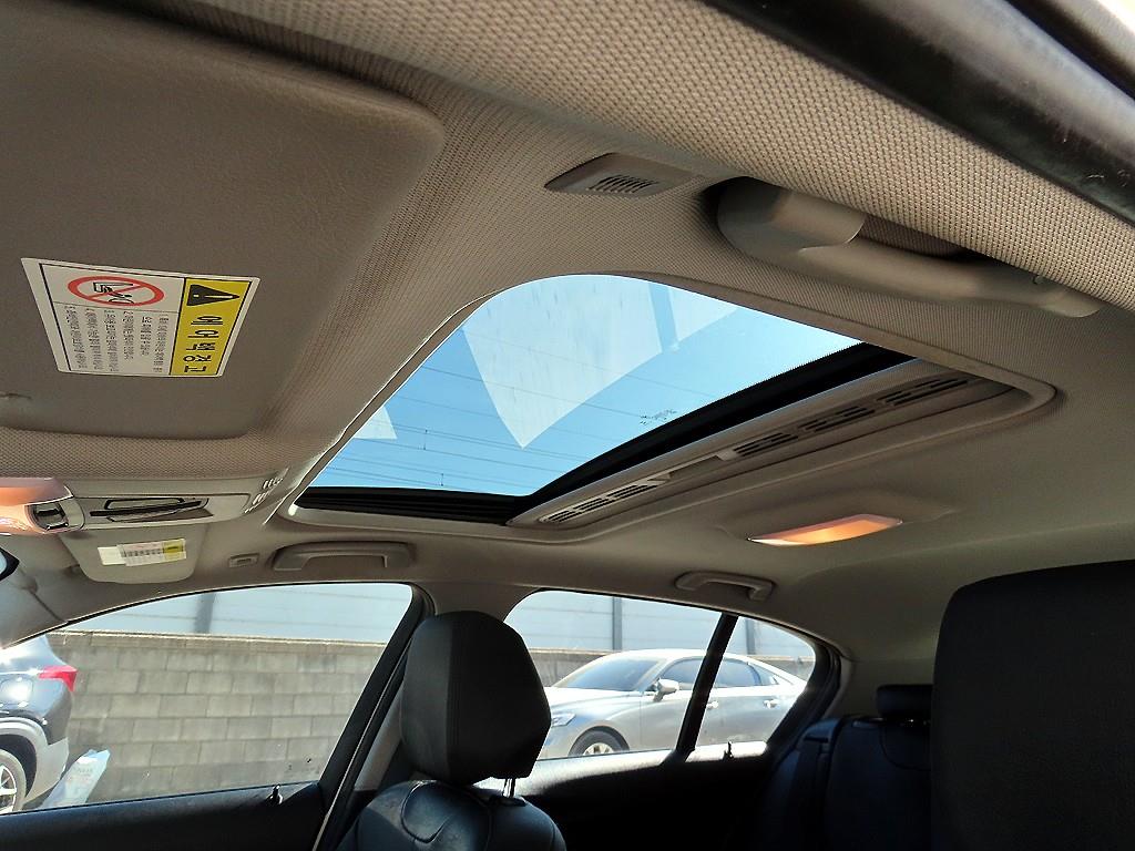 BMW 1 series 2015 Blanco - Importación desde Corea - HF Imports Iquique - Foto 16