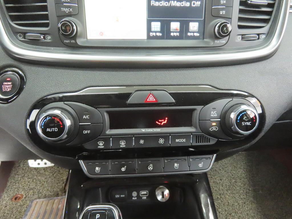 KIA Sorento - Vista 12