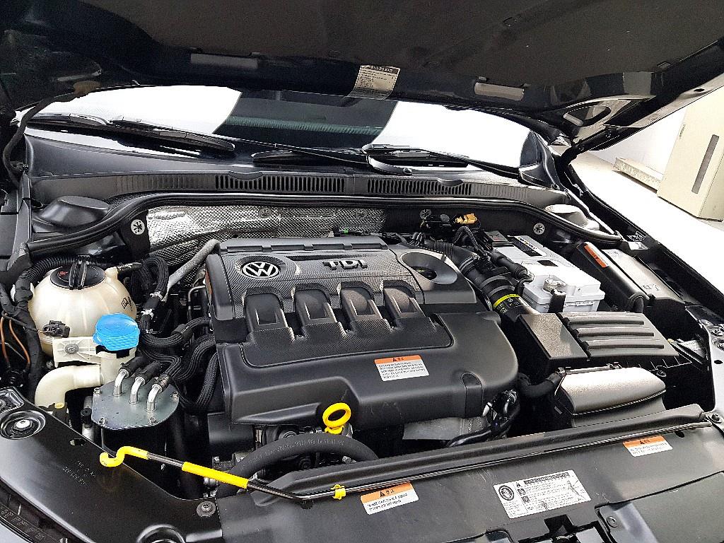 Volkswagen Jetta - Vista 6