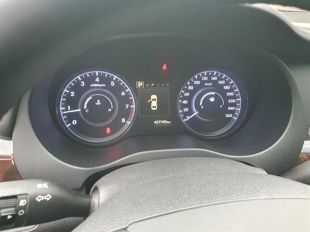 HYUNDAI Aslan - Vista 7