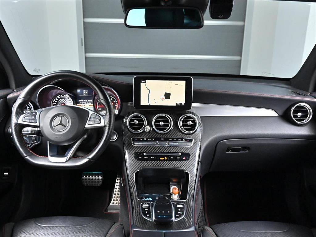 Mercedes Benz GLC Class - Vista 7