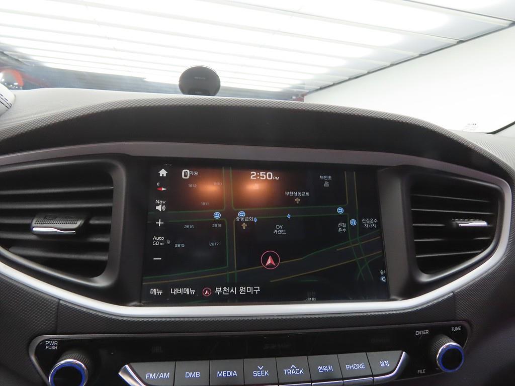 HYUNDAI Ioniq - Vista 12