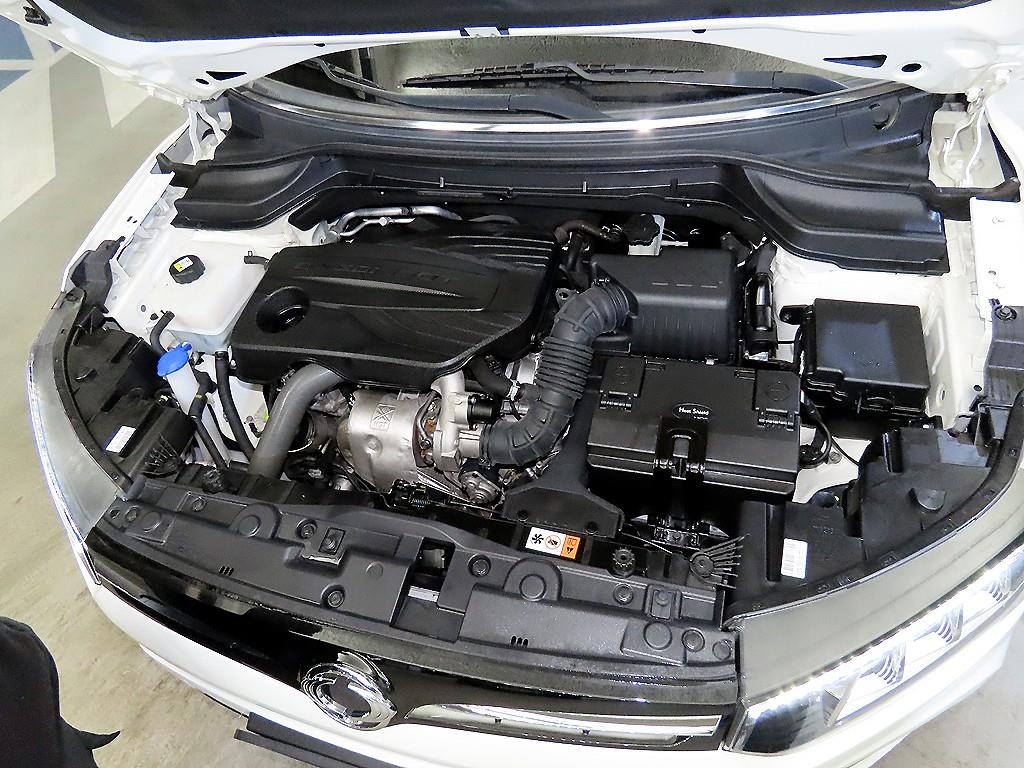 Ssangyong Tivoli 2022 Blanco - Importación desde Corea - HF Imports Iquique - Foto 19