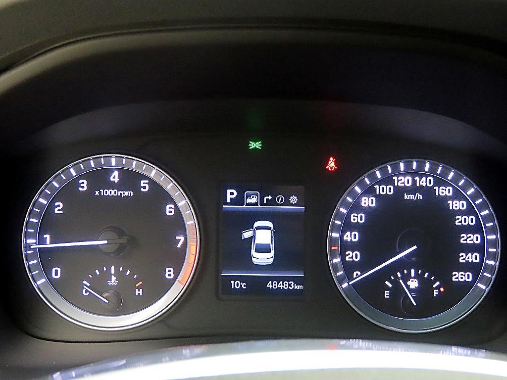 HYUNDAI Sonata - Vista 8