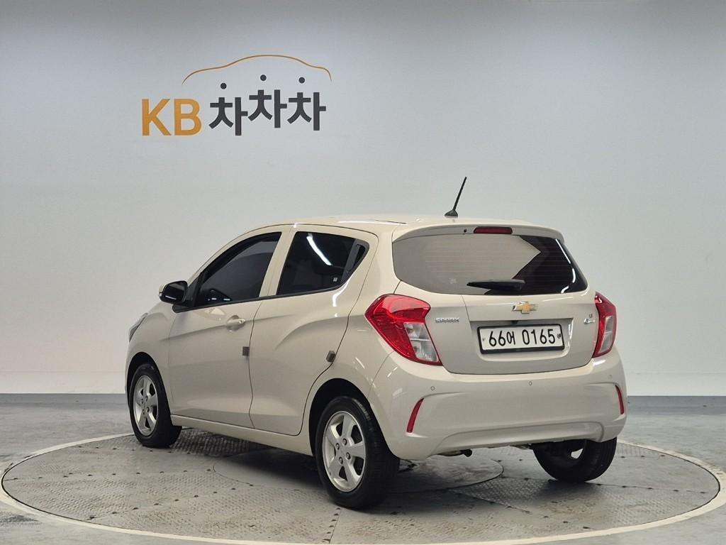 Chevrolet Spark - Vista 4