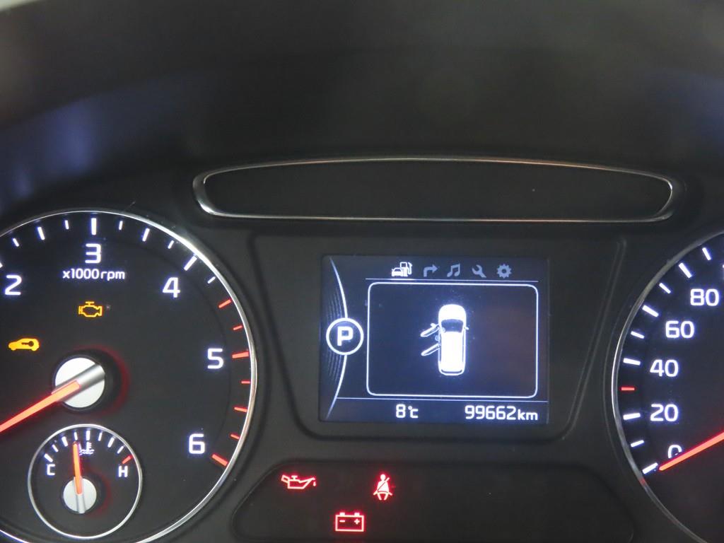 KIA Sorento - Vista 8