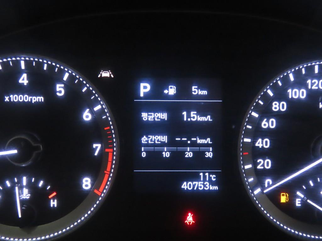 HYUNDAI Grandeur - Vista 8