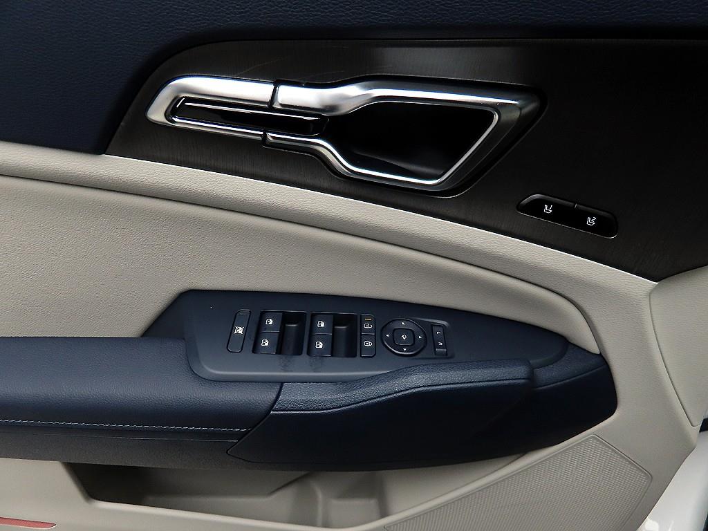 KIA Sportage - Vista 11