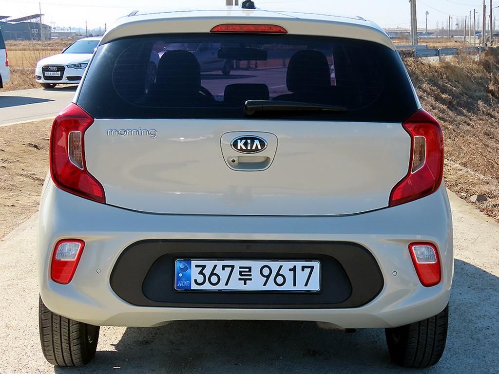 KIA Morning - Vista 4