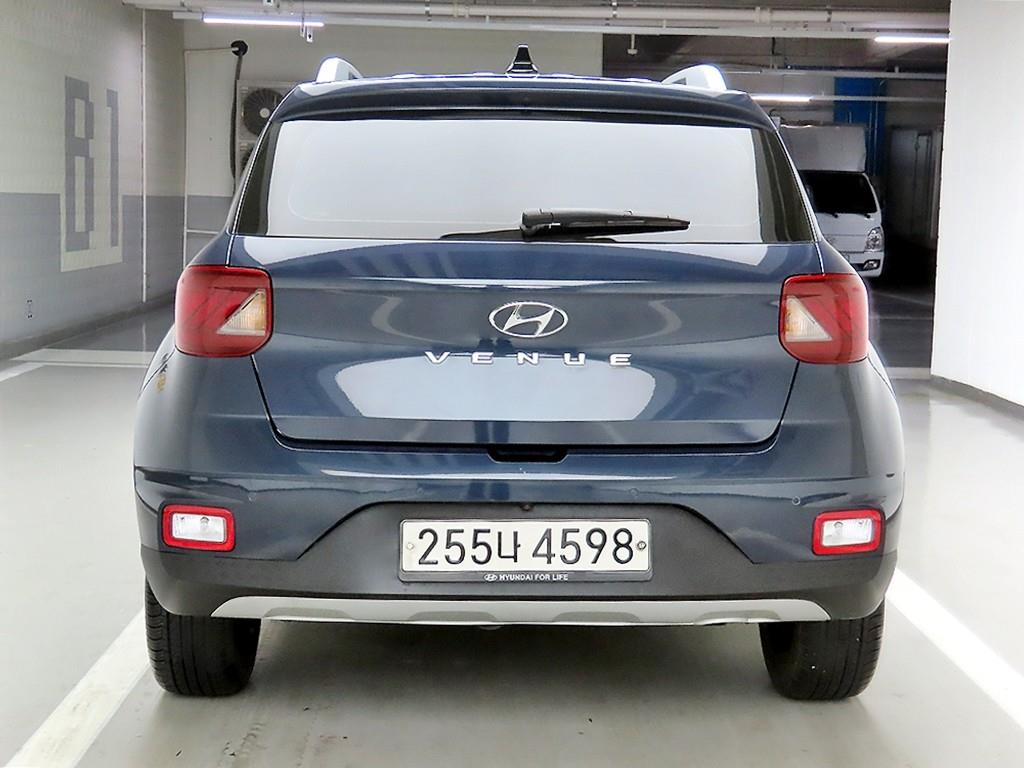 HYUNDAI Venue - Vista 3