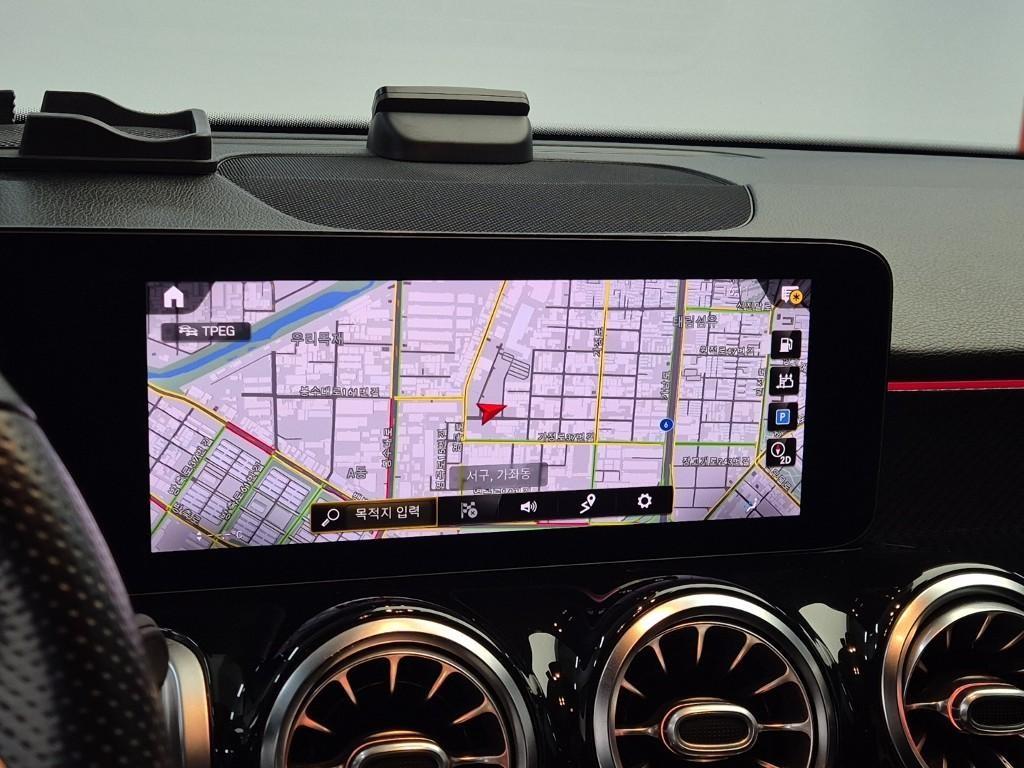 Mercedes Benz GLB Class 2021 Blanco - Importación desde Corea - HF Imports Iquique - Foto 13