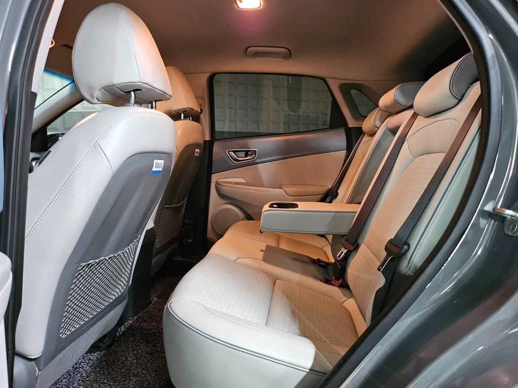 HYUNDAI Kona - Vista 2