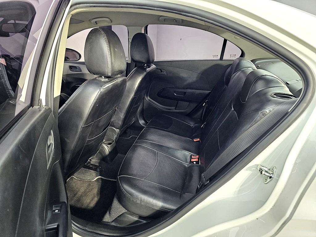 Chevrolet Abeo - Vista 9