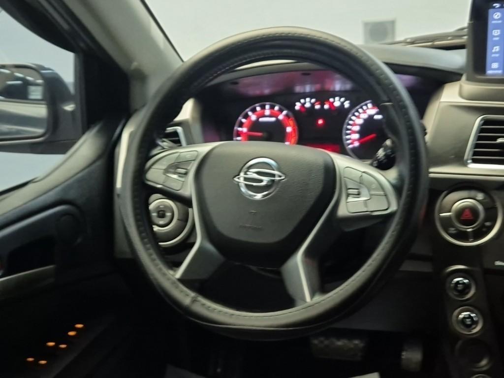 Ssangyong Korando - Vista 9