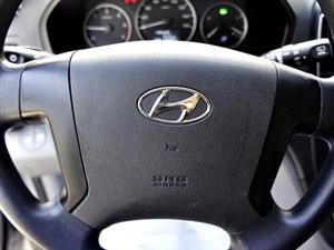 HYUNDAI Starex - Vista 2