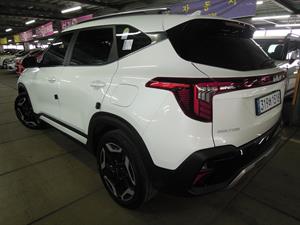 KIA Seltos - Vista 6