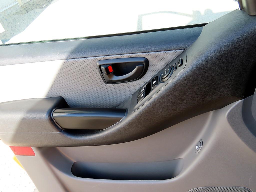 HYUNDAI Starex - Vista 12