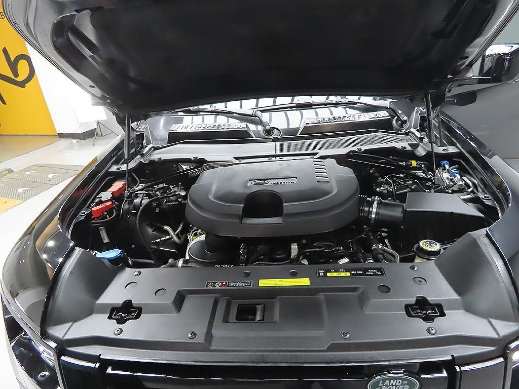 Land Rover Defender 2022 Negro - Importación desde Corea - HF Imports Iquique - Foto 8