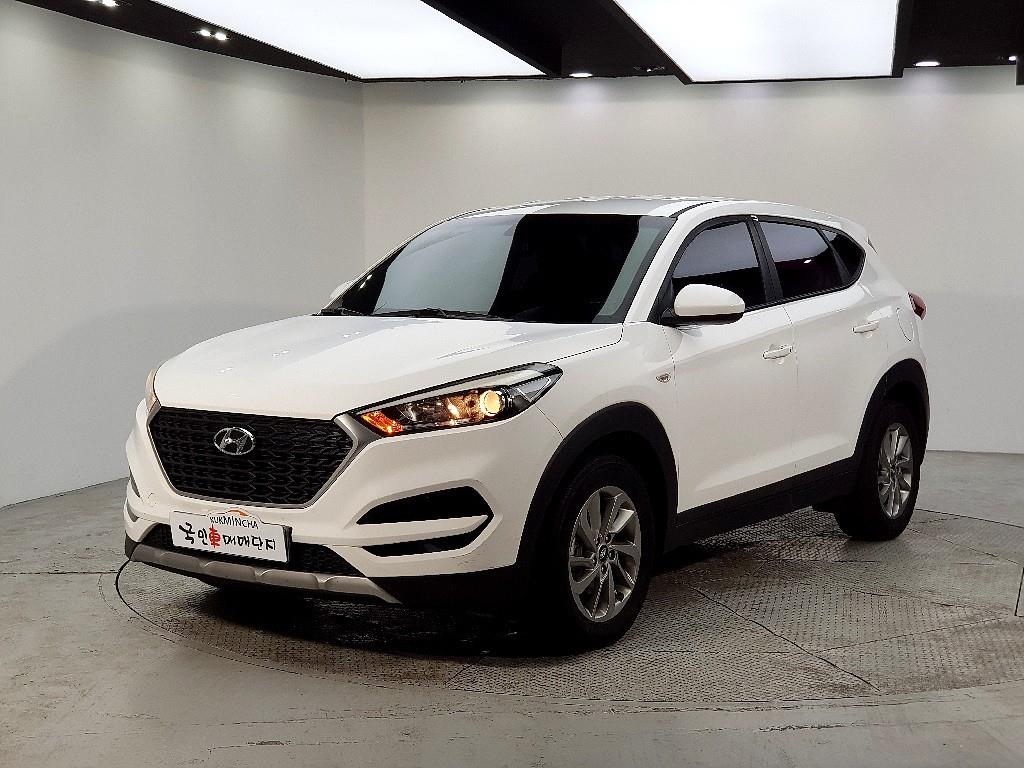 HYUNDAI Tucson 2017 Blanco - Importación desde Corea - HF Imports Iquique - Foto 1