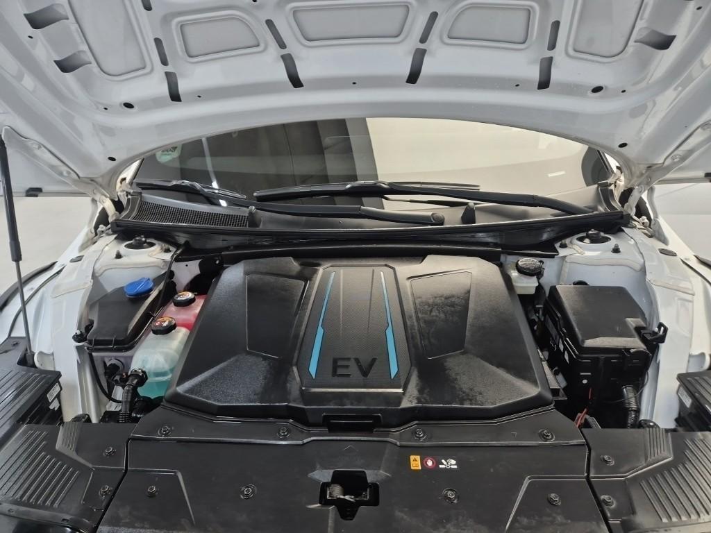 HYUNDAI Ioniq 5 - Vista 5