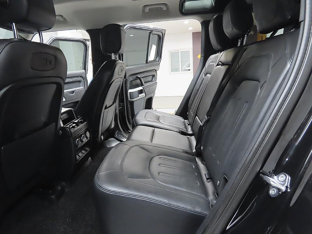 Land Rover Defender 2022 Negro - Importación desde Corea - HF Imports Iquique - Foto 10