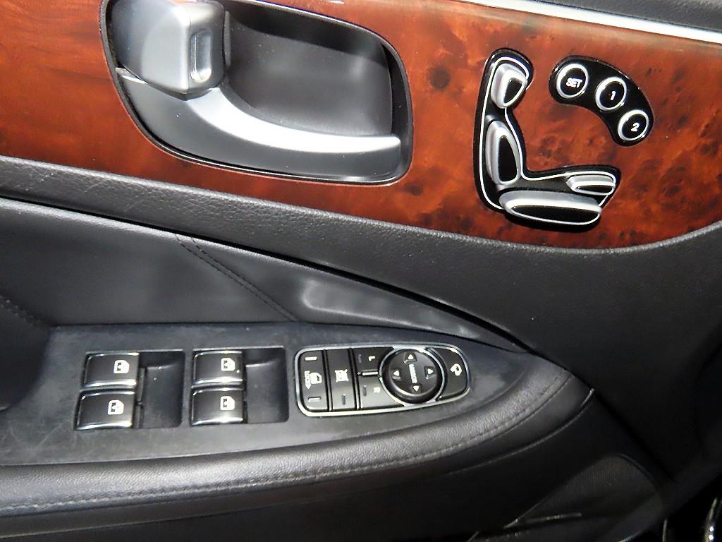 HYUNDAI Equus 2012 Negro - Importación desde Corea - HF Imports Iquique - Foto 13