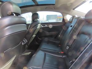 HYUNDAI Genesis - Vista 12