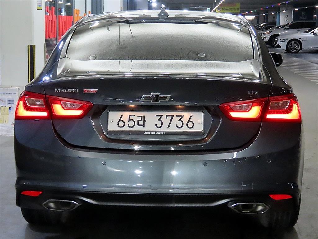 Chevrolet Malibu - Vista 5