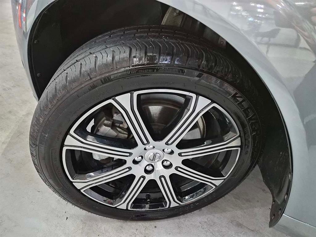 Volvo XC60 2019 Gris - Importación desde Corea - HF Imports Iquique - Foto 20