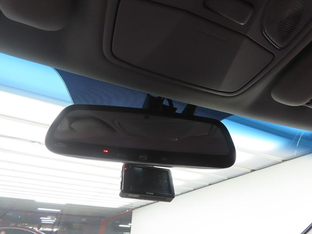 HYUNDAI Sonata - Vista 12