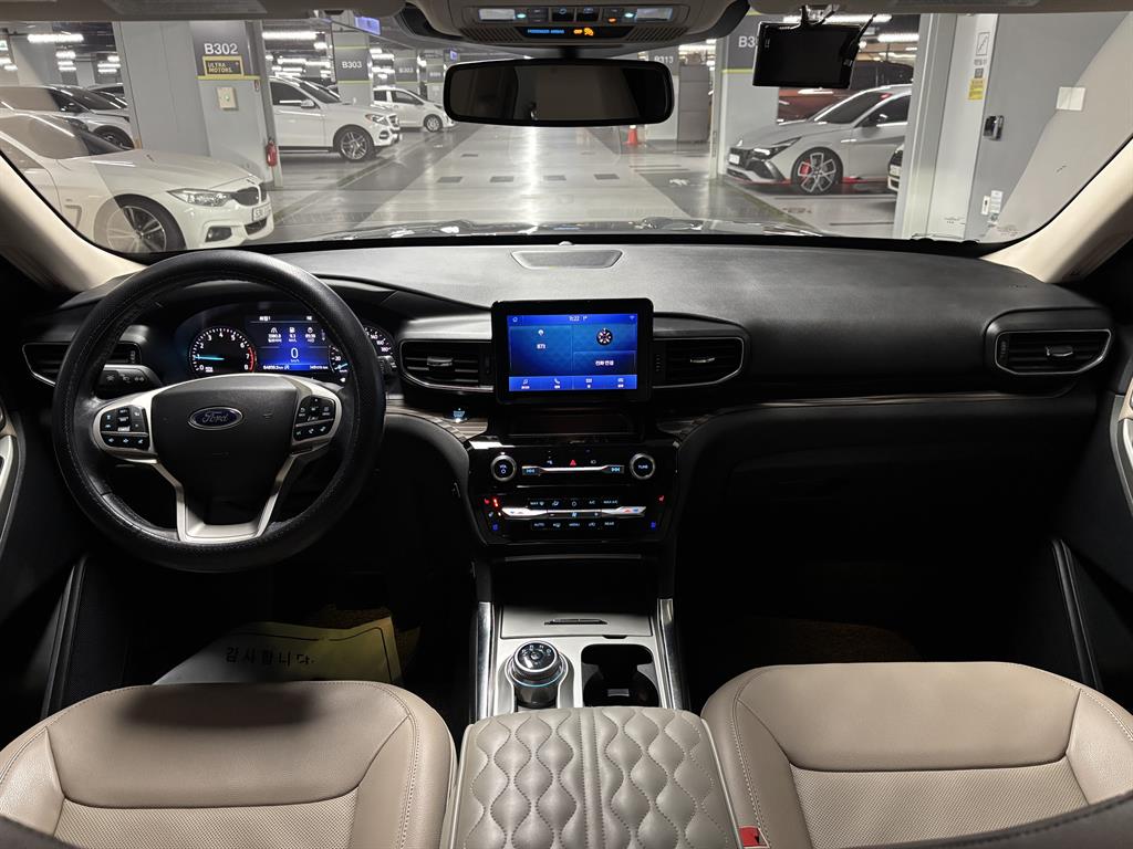 Ford Explorer - Vista 5