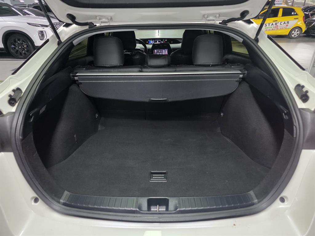 Toyota Prius 2017 Blanco - Importación desde Corea - HF Imports Iquique - Foto 20