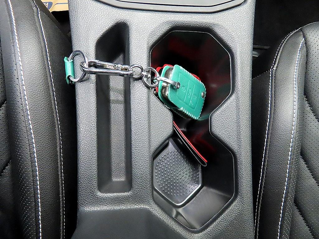 Volkswagen Jetta - Vista 12