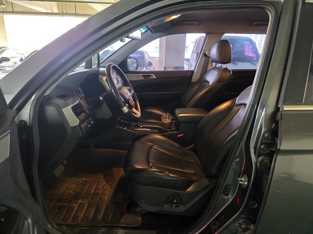 Ssangyong Rexton - Vista 6