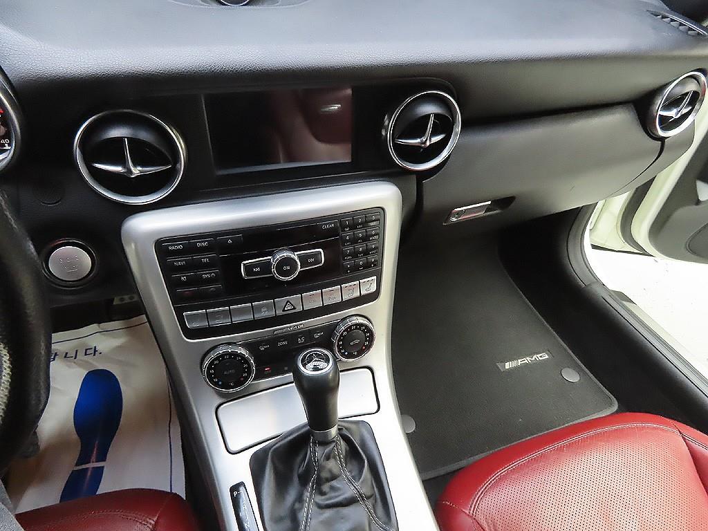 Mercedes Benz SLK Class 2012 Blanco - Importación desde Corea - HF Imports Iquique - Foto 7