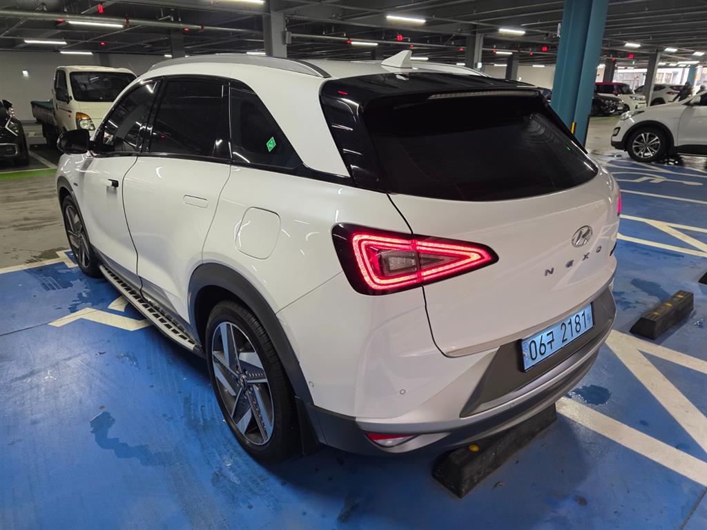 HYUNDAI Nexo - Vista 6