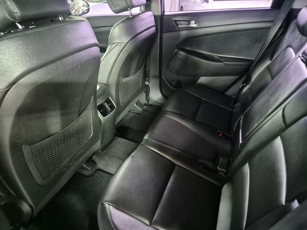 HYUNDAI Tucson - Vista 7