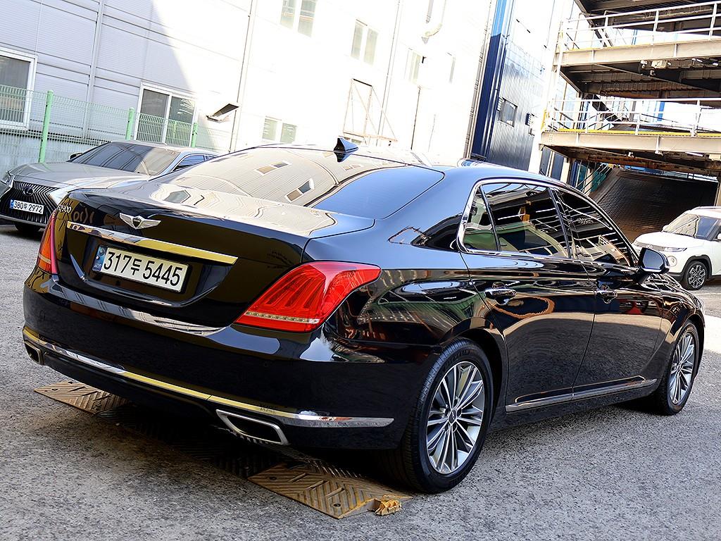 Genesis EQ900 - Vista 7