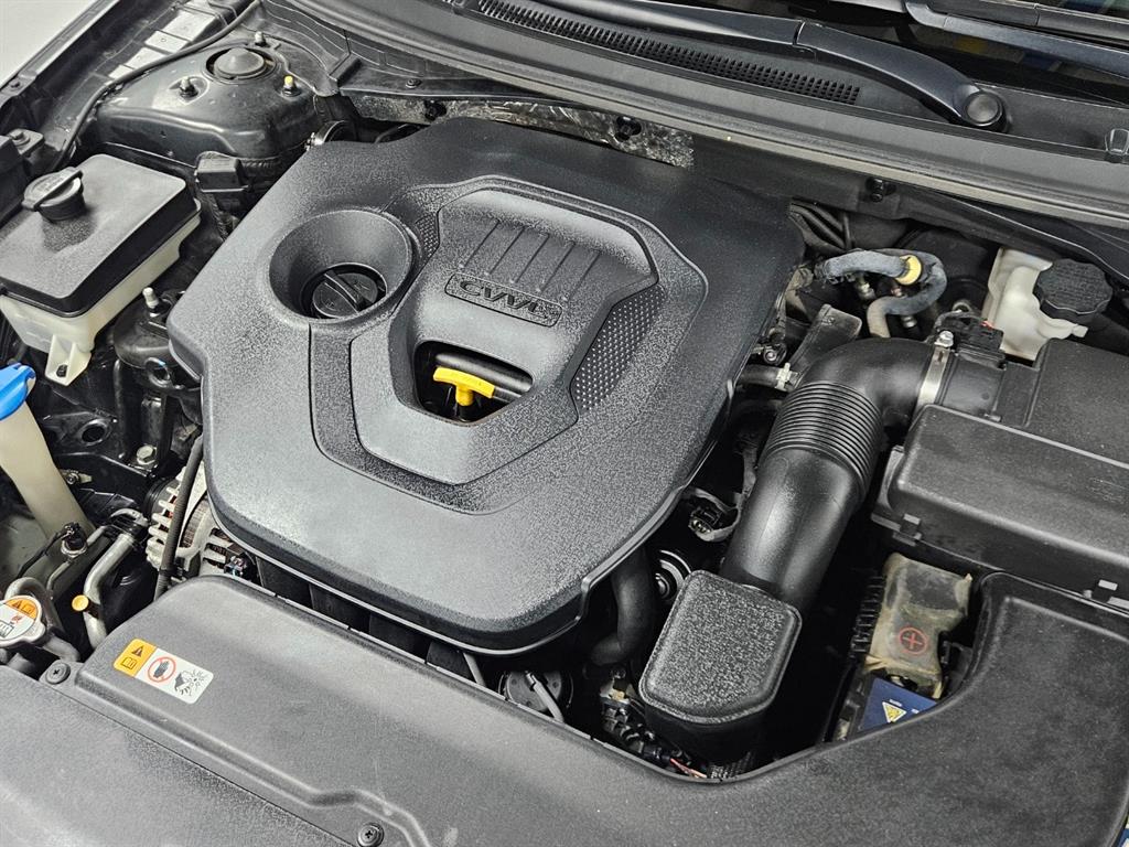 HYUNDAI Sonata - Vista 5