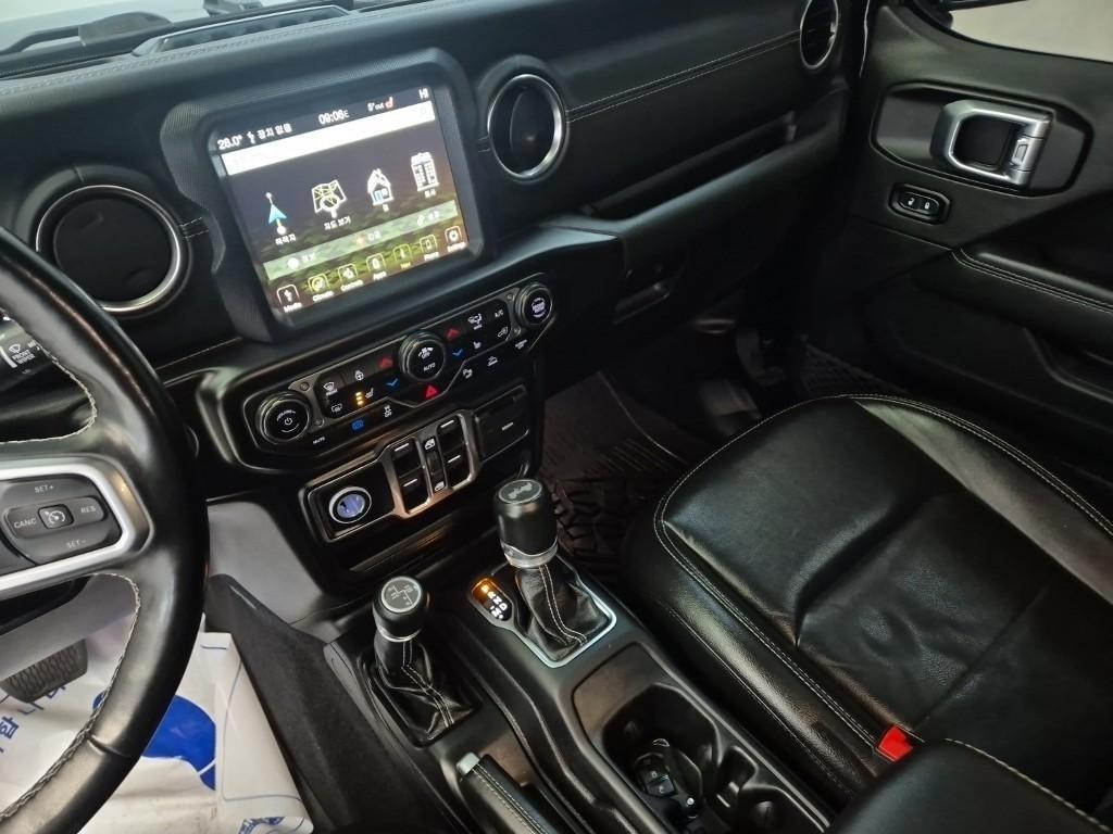 Jeep Wrangler - Vista 10